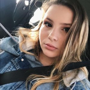 Meet your Posher, Jenna